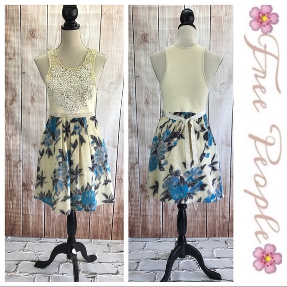 Free People Dresses & Skirts - 💕SALE💕Free People Cream Blue Floral Sundress